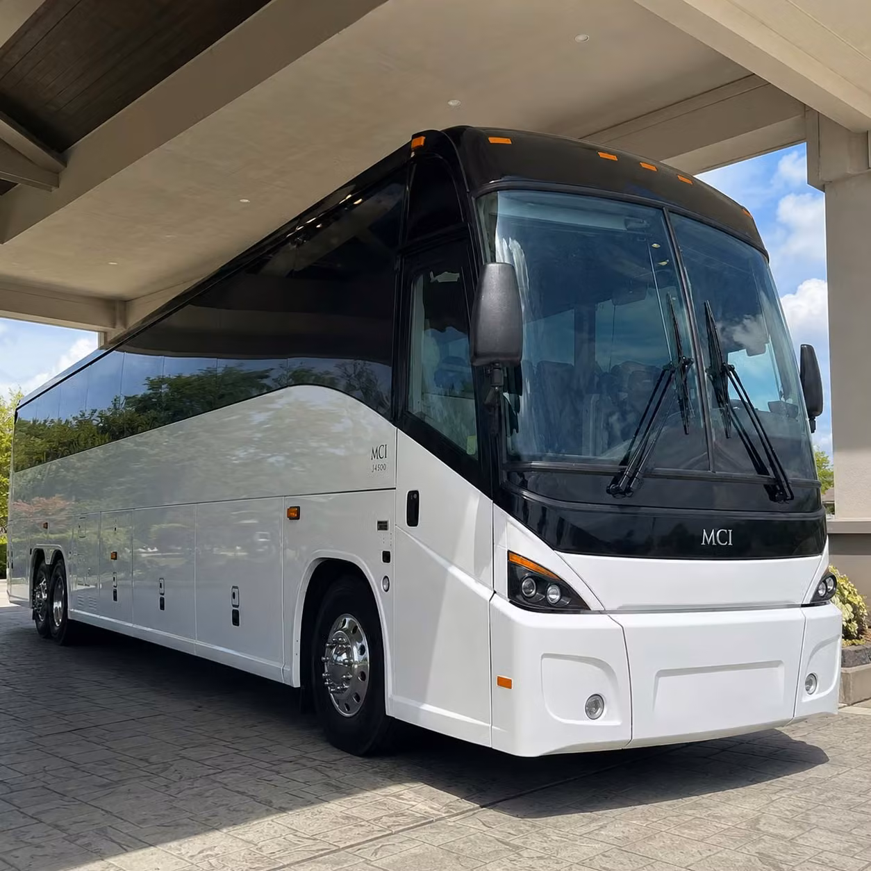 start a daily commuter shuttle route along mcallen s busiest corridors
